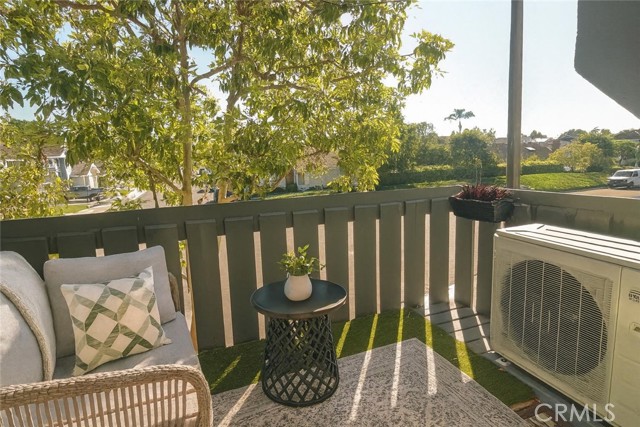 48 Fallbrook, Irvine CA: https://media.crmls.org/medias/96de6b2a-0a9f-492a-944a-894fd9a2f45e.jpg