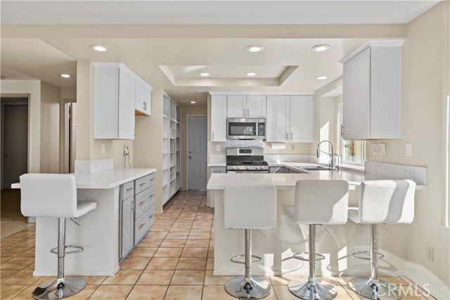 27668 Lonestar Place, Castaic CA: https://media.crmls.org/medias/96dea795-f0cd-4d2a-8b20-fde4d2961d6f.jpg