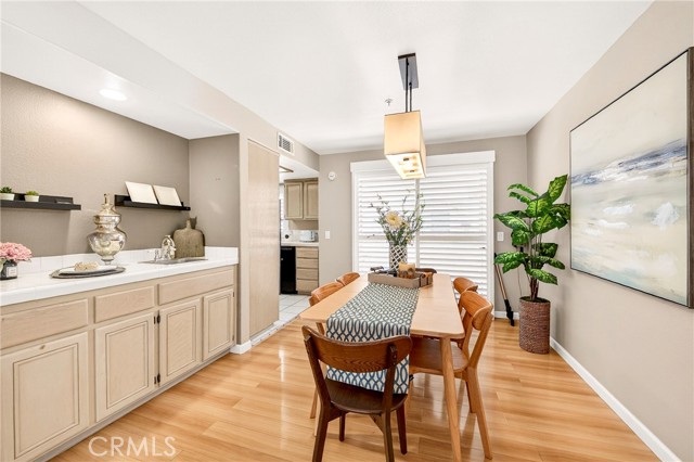 Detail Gallery Image 7 of 26 For 5342 Bishop, Cypress,  CA 90630 - 2 Beds | 2/1 Baths