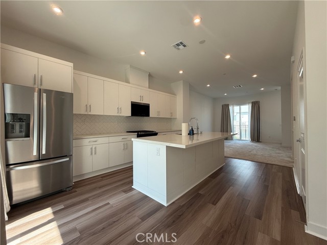 1118 W Bushell Street, Anaheim CA: https://media.crmls.org/medias/96e04280-fc80-4d66-8ef1-bcf840f8fae9.jpg