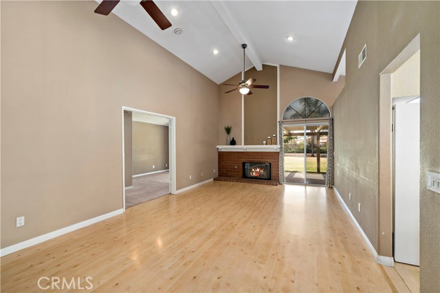 Detail Gallery Image 12 of 41 For 31472 Paseo De Las Olas, Temecula,  CA 92592 - 3 Beds | 2 Baths