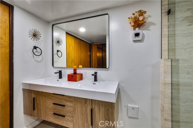 20289 Westpoint Drive, Riverside CA: https://media.crmls.org/medias/96e10716-8f1d-4f13-854e-d9f027120660.jpg