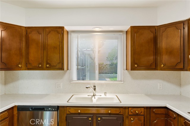 Detail Gallery Image 9 of 27 For 1026 W 18th Street, Costa Mesa,  CA 92627 - 3 Beds | 1 Baths