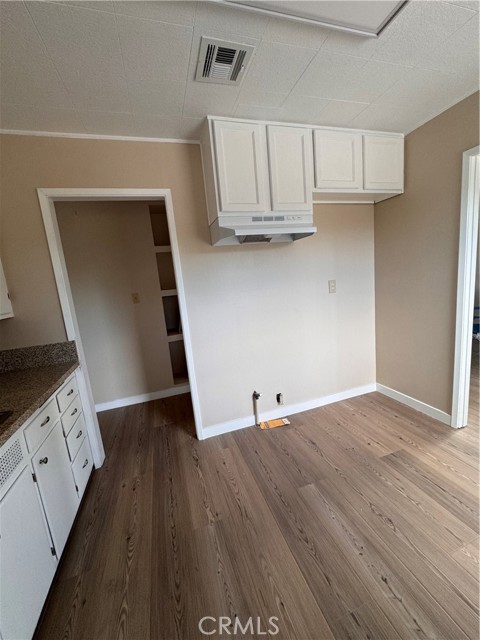 Detail Gallery Image 12 of 24 For 802 E Granada Ct, Ontario,  CA 91764 - 3 Beds | 1 Baths