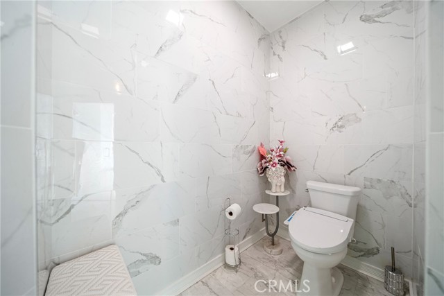 Detail Gallery Image 42 of 57 For 15562 Bronco, Canyon Country,  CA 91387 - 4 Beds | 4 Baths