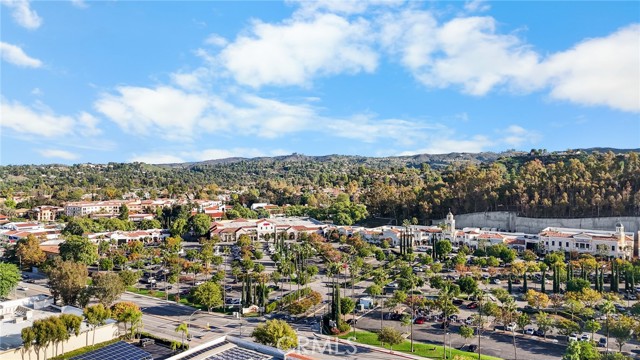 Detail Gallery Image 22 of 22 For 4714 Park Granada #203,  Calabasas,  CA 91302 - 2 Beds | 2 Baths