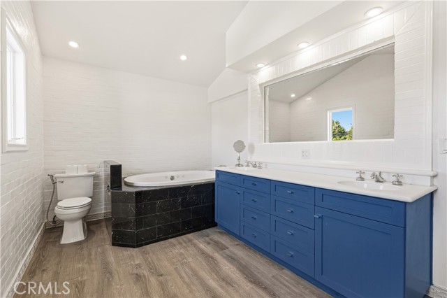 Detail Gallery Image 36 of 36 For 20305 Aetna, Woodland Hills,  CA 91367 - 3 Beds | 2 Baths