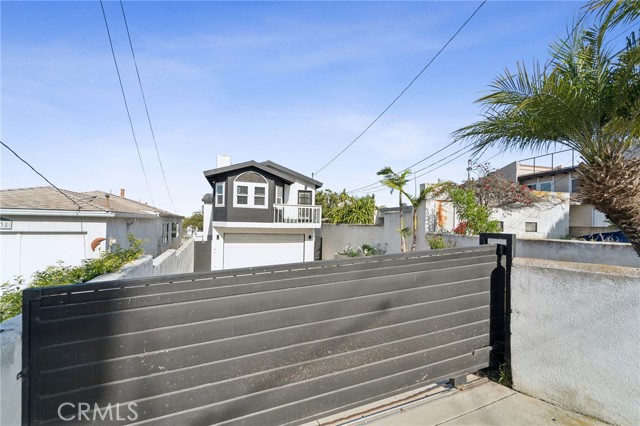 1536 Wollacott Street, Redondo Beach CA: https://media.crmls.org/medias/96e3dfd7-e333-4d84-9e57-b0447934c8dc.jpg