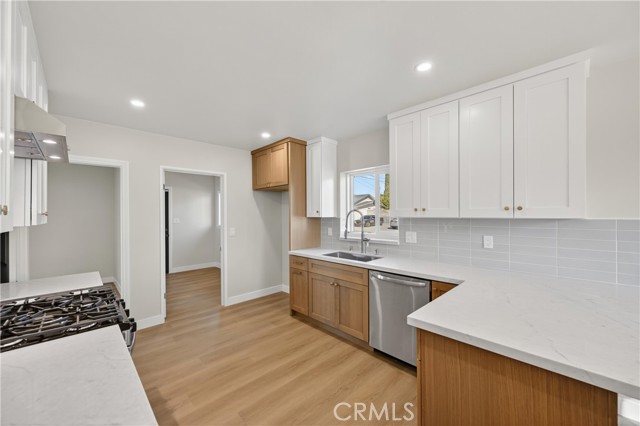 Detail Gallery Image 16 of 49 For 942 N Encina Ave, Rialto,  CA 92376 - 4 Beds | 2 Baths