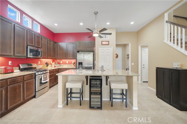 Detail Gallery Image 7 of 26 For 34063 Corktree Rd, Lake Elsinore,  CA 92532 - 3 Beds | 2/1 Baths