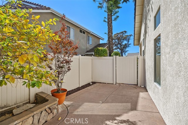 Detail Gallery Image 8 of 39 For 32147 Corte Florecita, Temecula,  CA 92592 - 5 Beds | 3 Baths