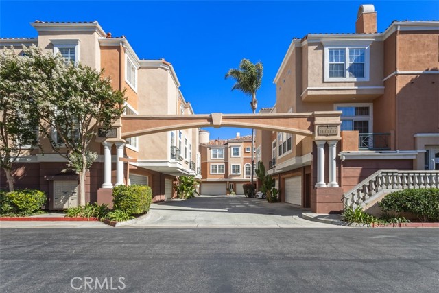 Detail Gallery Image 1 of 45 For 10 Bettoni Aisle, Irvine,  CA 92606 - 3 Beds | 2/1 Baths