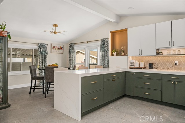 Detail Gallery Image 12 of 44 For 23301 Ridge Route Dr #56,  Laguna Hills,  CA 92653 - 3 Beds | 2 Baths