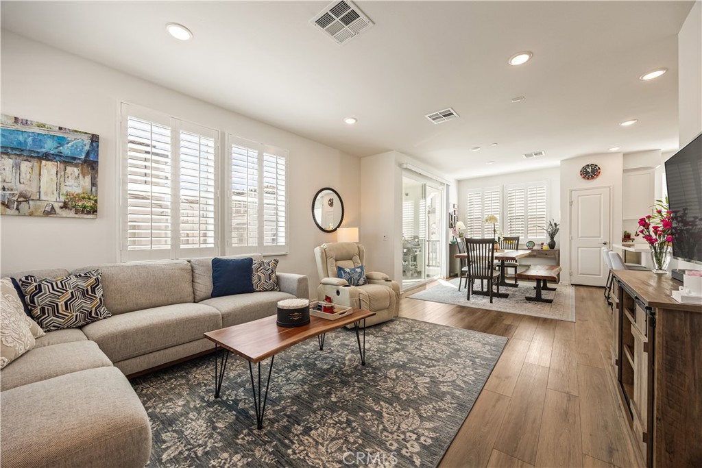 468 Carina Glen - photo 12