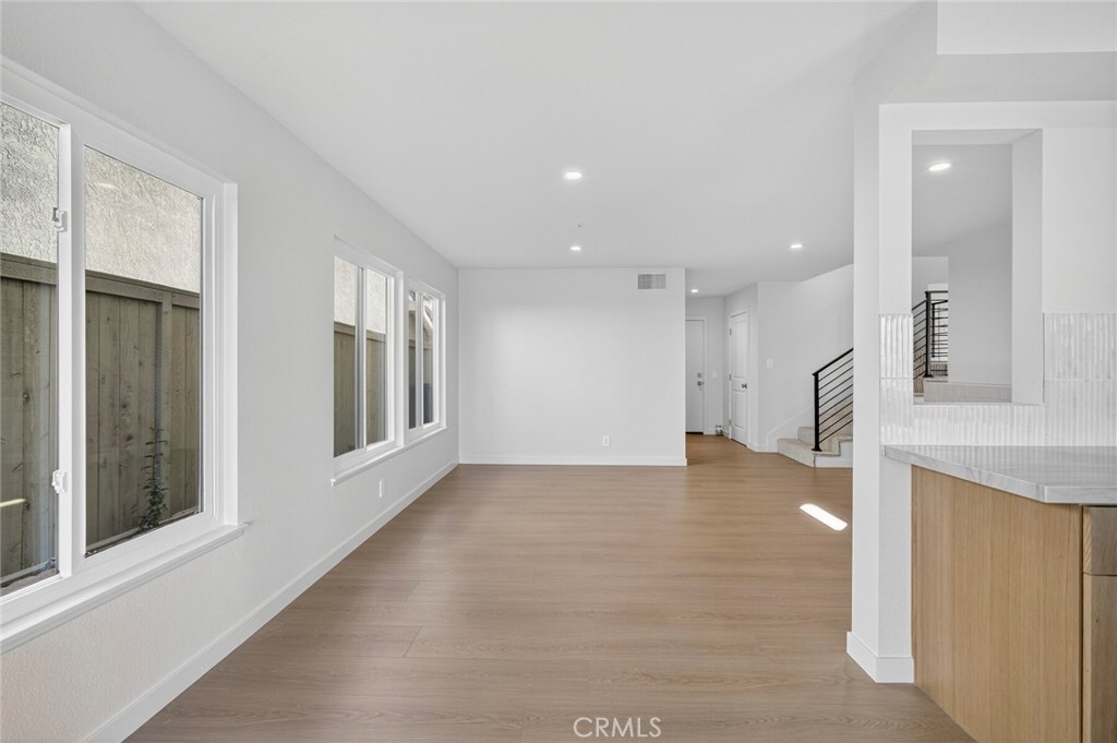 MLS #OC25245288 image #20