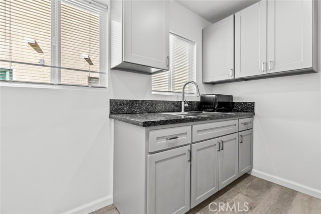 142 S Savannah Street, Los Angeles CA: https://media.crmls.org/medias/96e69d5c-5758-4a19-a4b2-f3bc09a118b4.jpg