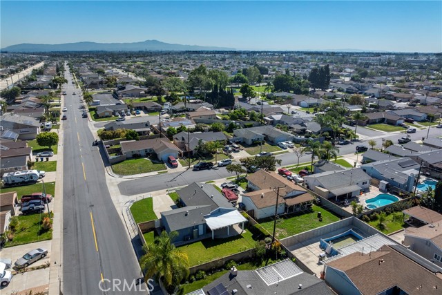 Image 29 of 39 For 10151 Christopher