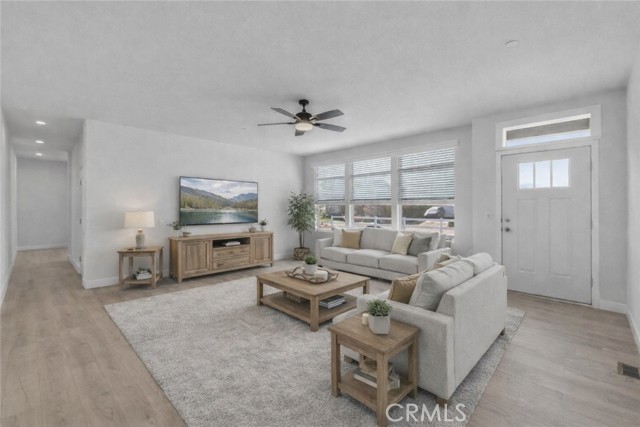 Detail Gallery Image 7 of 43 For 18864 Boulder Ave, Riverside,  CA 92508 - 4 Beds | 2 Baths