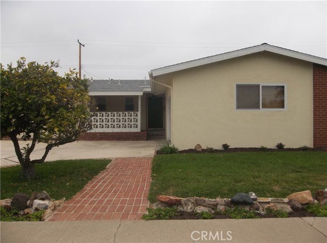 1344 Watson Ave, Costa Mesa, CA 92626