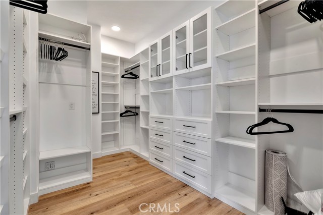 Detail Gallery Image 38 of 68 For 553 Temple Hills Dr, Laguna Beach,  CA 92651 - 5 Beds | 4/1 Baths