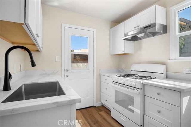 908 East Maple, A photo 8