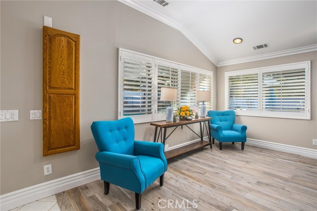 31607 Florida Street, Redlands CA: https://media.crmls.org/medias/96eb0e3b-1c5f-4df6-b2c0-30efdeff157c.jpg