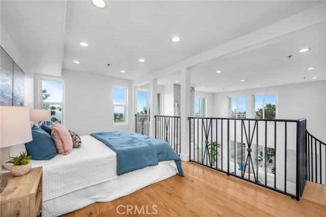 200 S Catalina Avenue, Redondo Beach CA: https://media.crmls.org/medias/96eb713b-9a9d-4feb-ba74-a7d33c2d0e41.jpg