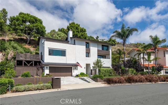 30332 Via Borica, Rancho Palos Verdes, California 90275, 4 Bedrooms Bedrooms, ,3 BathroomsBathrooms,Residential,Sold,Via Borica,PV23169168