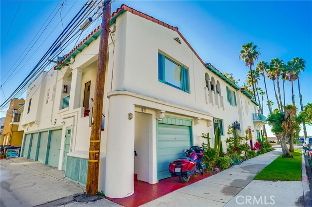 14 Park Avenue, Long Beach CA: https://media.crmls.org/medias/96ecc305-48aa-4214-a541-75b0ddfe2b36.jpg