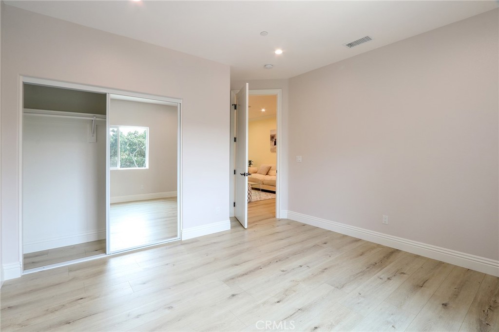MLS #WS25113083 image #40