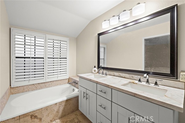 Detail Gallery Image 27 of 37 For 6 Fieldflower, Irvine,  CA 92614 - 3 Beds | 2/1 Baths