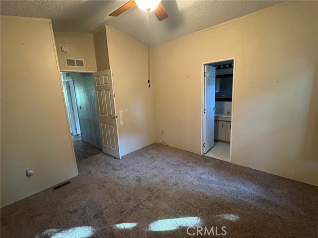 Detail Gallery Image 15 of 25 For 43555 Highway 41 #C-6,  Oakhurst,  CA 93644 - 2 Beds | 2 Baths