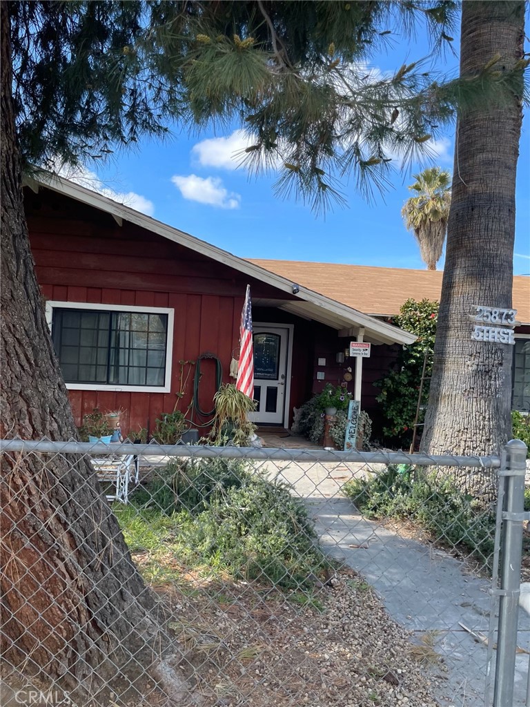 25873 5th Street, Hemet, CA 92544