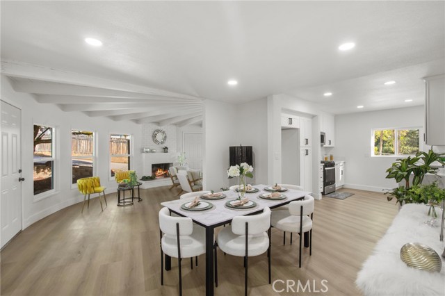 Detail Gallery Image 4 of 19 For 33467 Washington Dr, Yucaipa,  CA 92399 - 3 Beds | 2/1 Baths