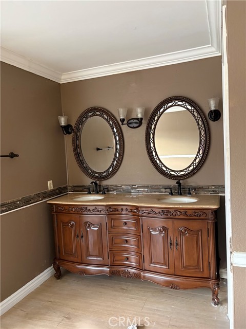 Detail Gallery Image 15 of 22 For 4437 Lubbock, Simi Valley,  CA 93063 - 4 Beds | 2/1 Baths