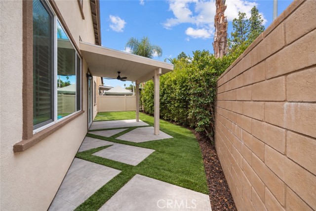 23201 West Canterbury photo 23