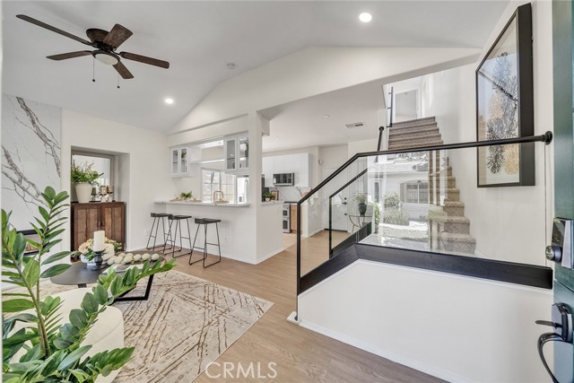 Detail Gallery Image 6 of 52 For 50 Paisley Pl, Irvine,  CA 92620 - 2 Beds | 2 Baths