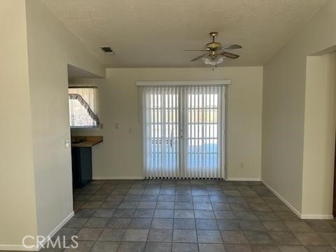 Detail Gallery Image 5 of 33 For 10970 Merino, Apple Valley,  CA 92308 - 3 Beds | 2 Baths