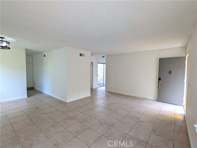 Image 5 of 22 For 2811 Lancewood Court