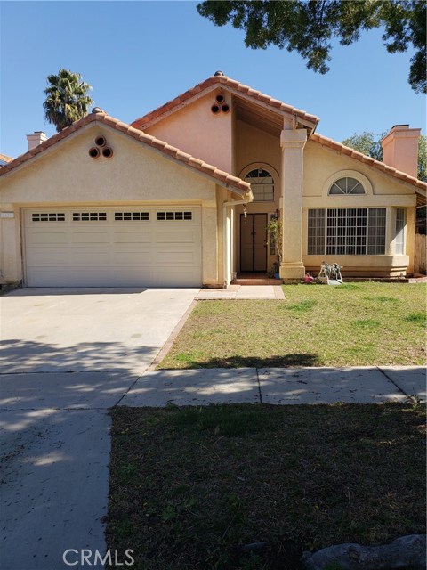 2173 Coachman Ln, Corona, CA 92881