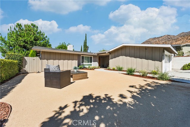 1425 Hastings Ranch Drive, Pasadena CA: https://media.crmls.org/medias/96f313f9-e2b9-4ae7-a124-bbba852afc1c.jpg