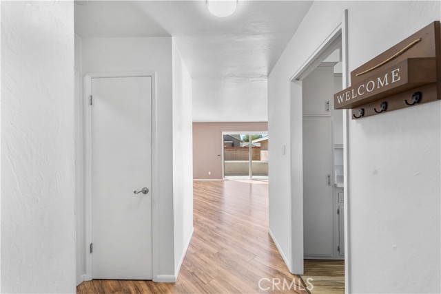 Detail Gallery Image 3 of 29 For 1326 W Avenue H10, Lancaster,  CA 93534 - 3 Beds | 1/1 Baths