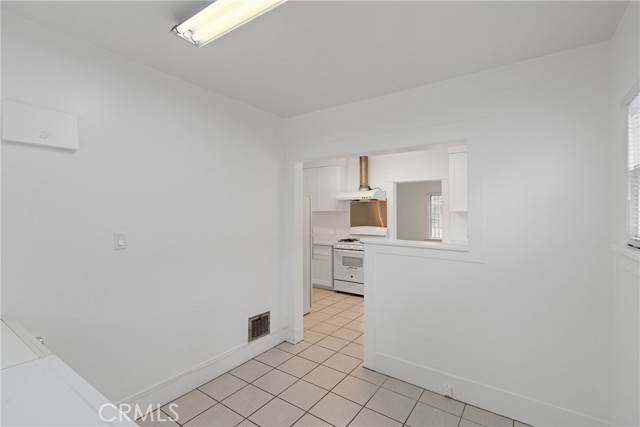 Detail Gallery Image 12 of 20 For 333 S 6th St, Alhambra,  CA 91801 - 2 Beds | 1 Baths