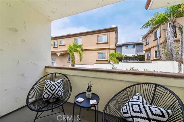 128 Broadway, Redondo Beach, California 90277, 3 Bedrooms Bedrooms, ,3 BathroomsBathrooms,Residential,For Sale,Broadway,SB24138911