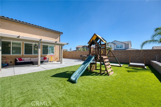 Detail Gallery Image 13 of 57 For 1031 Ridgeline Rd, Madera,  CA 93636 - 4 Beds | 3/1 Baths