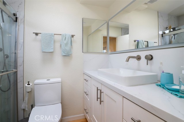 Detail Gallery Image 11 of 19 For 285 S Sierra Madre Bld #L,  Pasadena,  CA 91107 - 2 Beds | 2 Baths