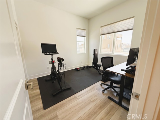 Detail Gallery Image 35 of 48 For 27508 Golden Currant Pl, Valencia,  CA 91381 - 5 Beds | 4/1 Baths