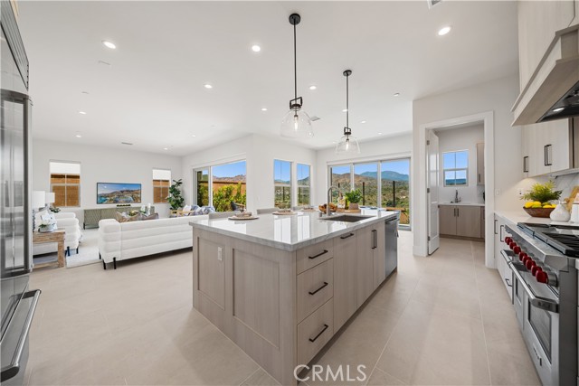 Detail Gallery Image 8 of 44 For 122 Mossvine, Irvine,  CA 92618 - 4 Beds | 3 Baths