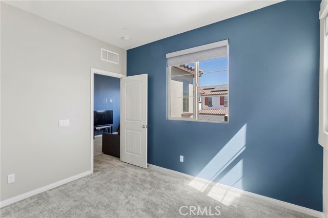 Detail Gallery Image 9 of 25 For 1429 E Laurelwood Dr, San Bernardino,  CA 92408 - 3 Beds | 2/1 Baths