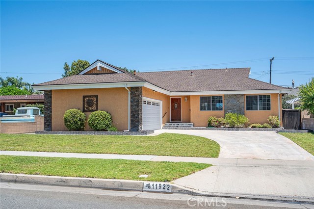 Detail Gallery Image 1 of 1 For 11922 Pine St, Los Alamitos,  CA 90720 - 4 Beds | 2 Baths